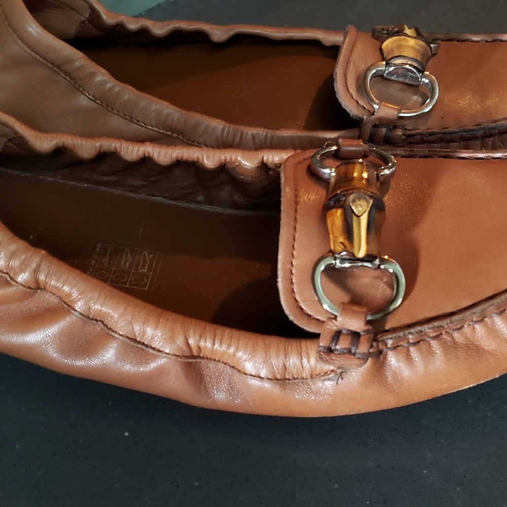 GUCCI Horsebit Accent Leather Loafers
